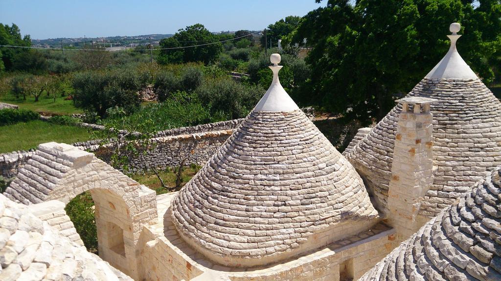 Almapetra Trulli Resort Locorotondo Eksteriør bilde