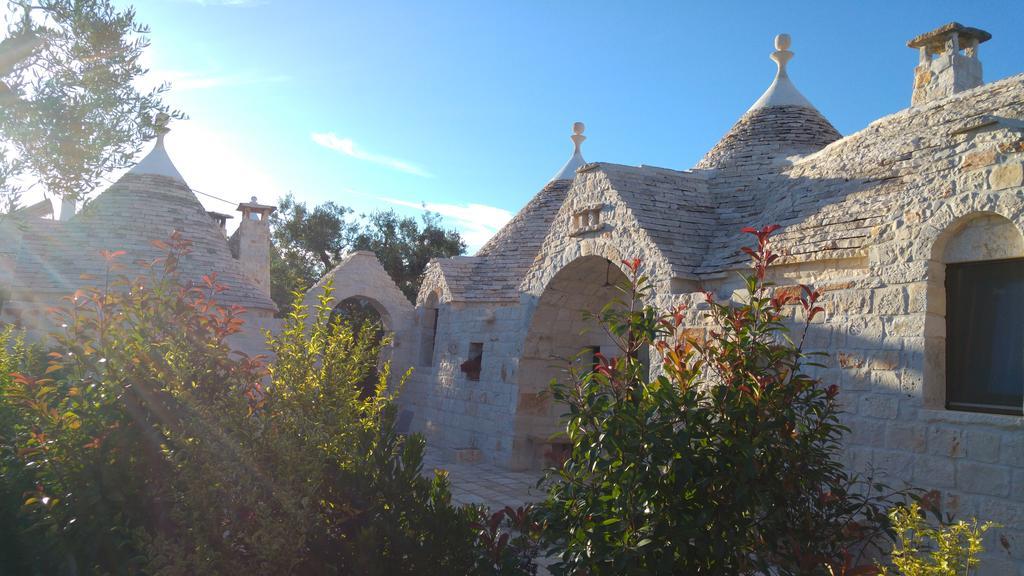Almapetra Trulli Resort Locorotondo Eksteriør bilde