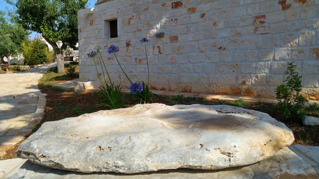 Almapetra Trulli Resort Locorotondo Eksteriør bilde