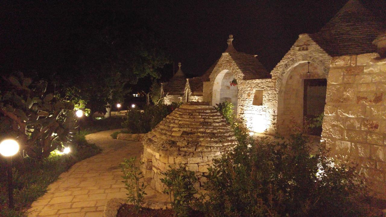 Almapetra Trulli Resort Locorotondo Eksteriør bilde