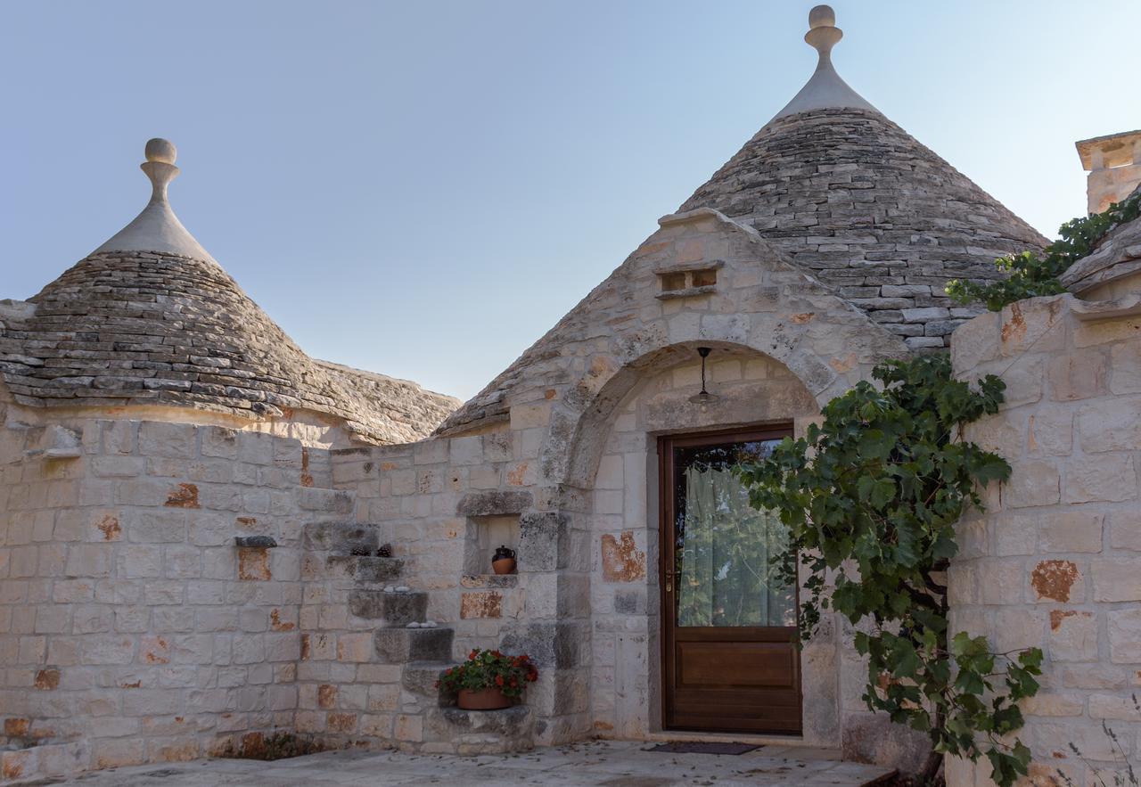 Almapetra Trulli Resort Locorotondo Eksteriør bilde