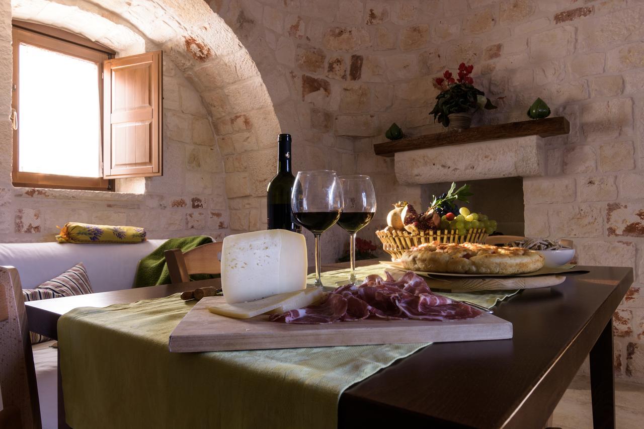 Almapetra Trulli Resort Locorotondo Eksteriør bilde
