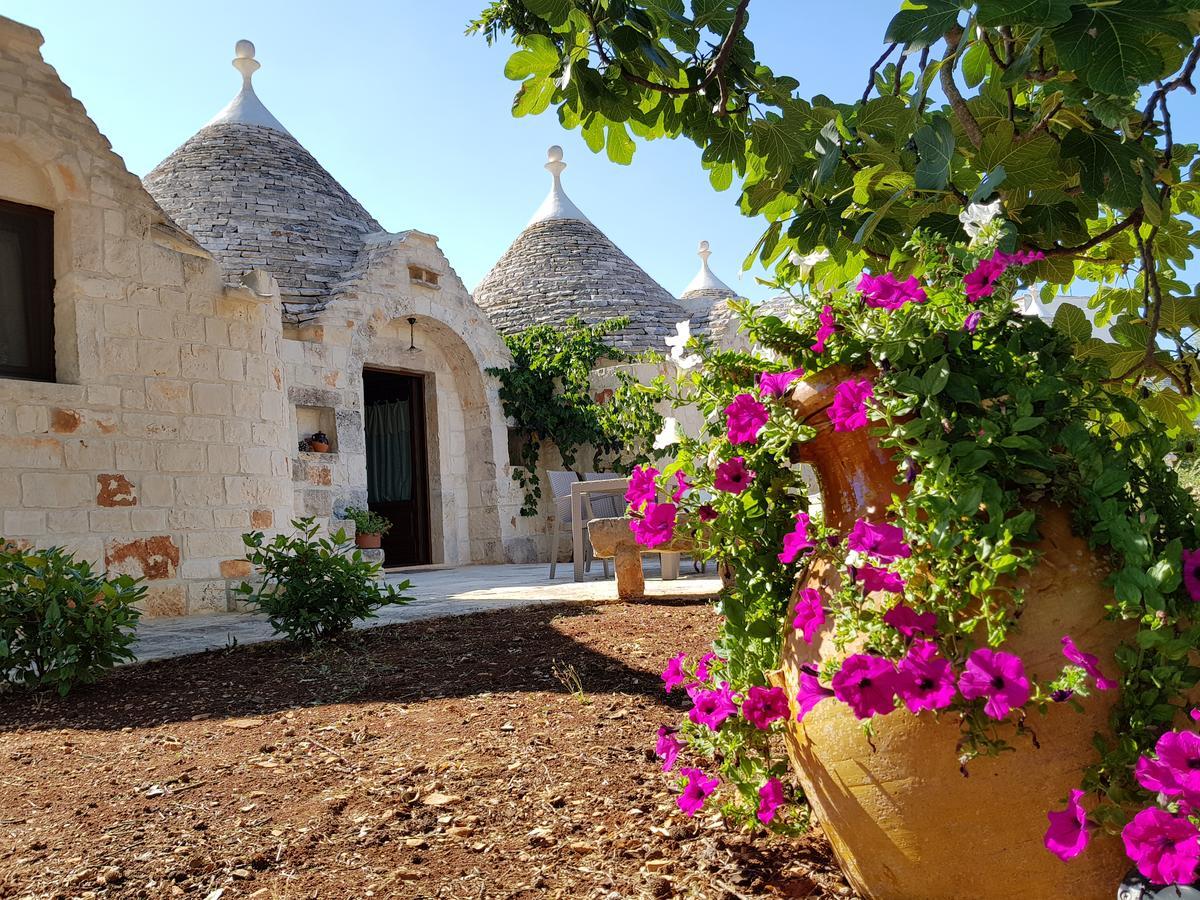 Almapetra Trulli Resort Locorotondo Eksteriør bilde