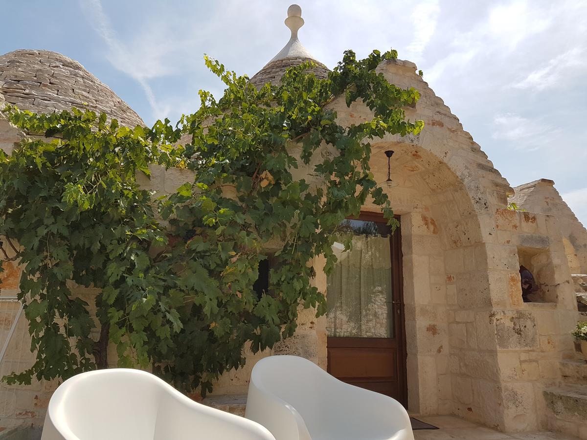 Almapetra Trulli Resort Locorotondo Eksteriør bilde