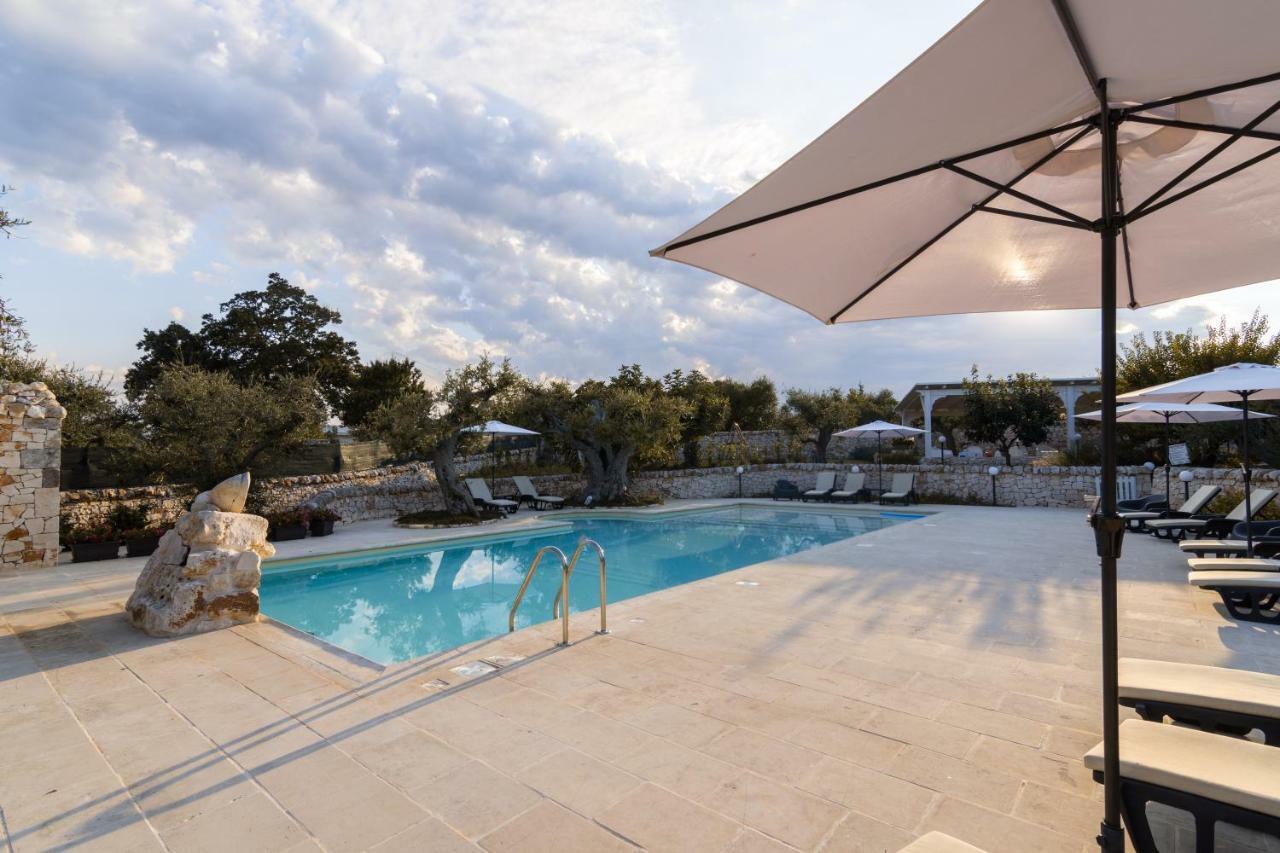 Almapetra Trulli Resort Locorotondo Eksteriør bilde
