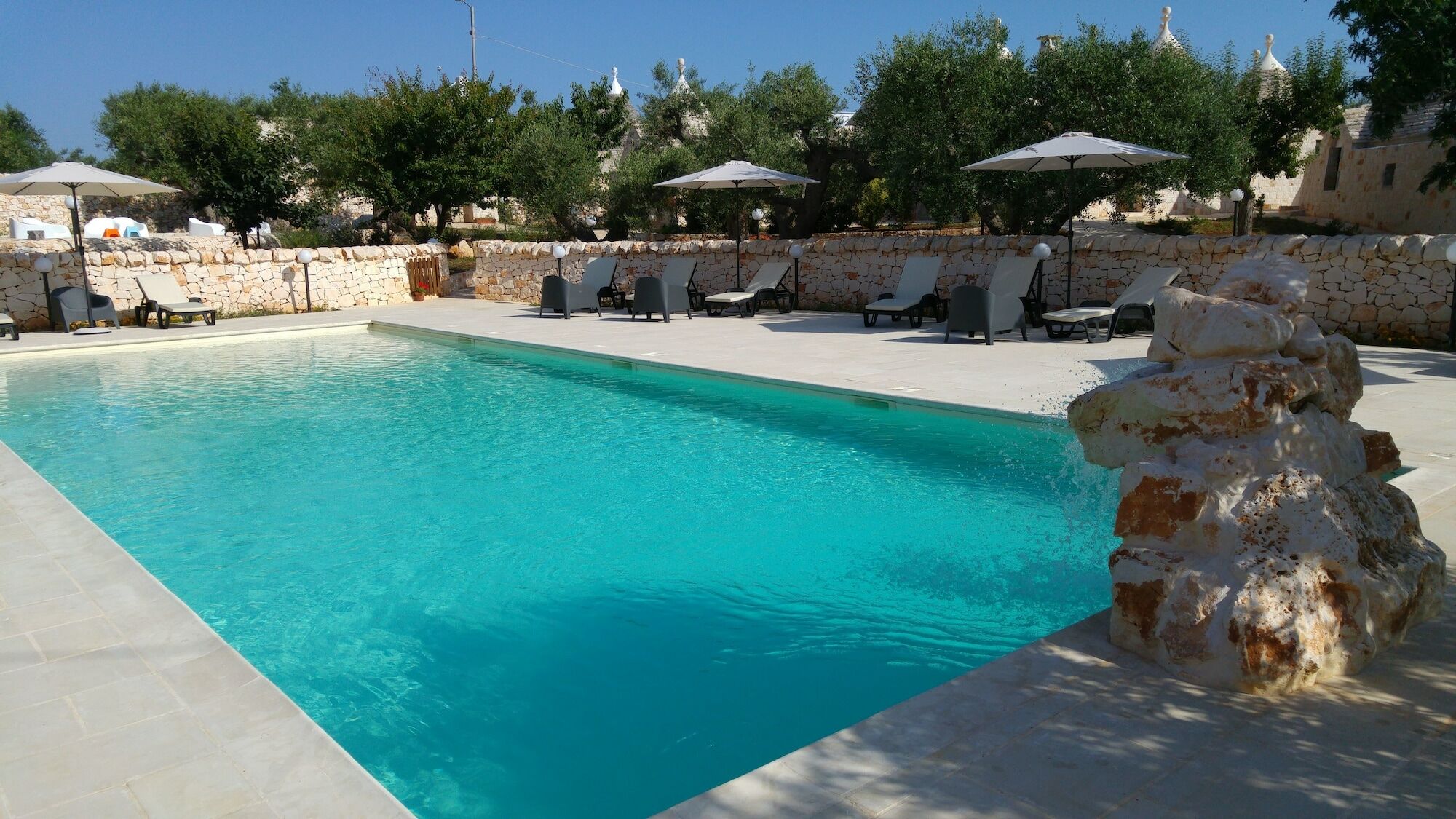 Almapetra Trulli Resort Locorotondo Eksteriør bilde